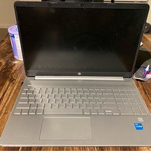 Laptop still new barley used